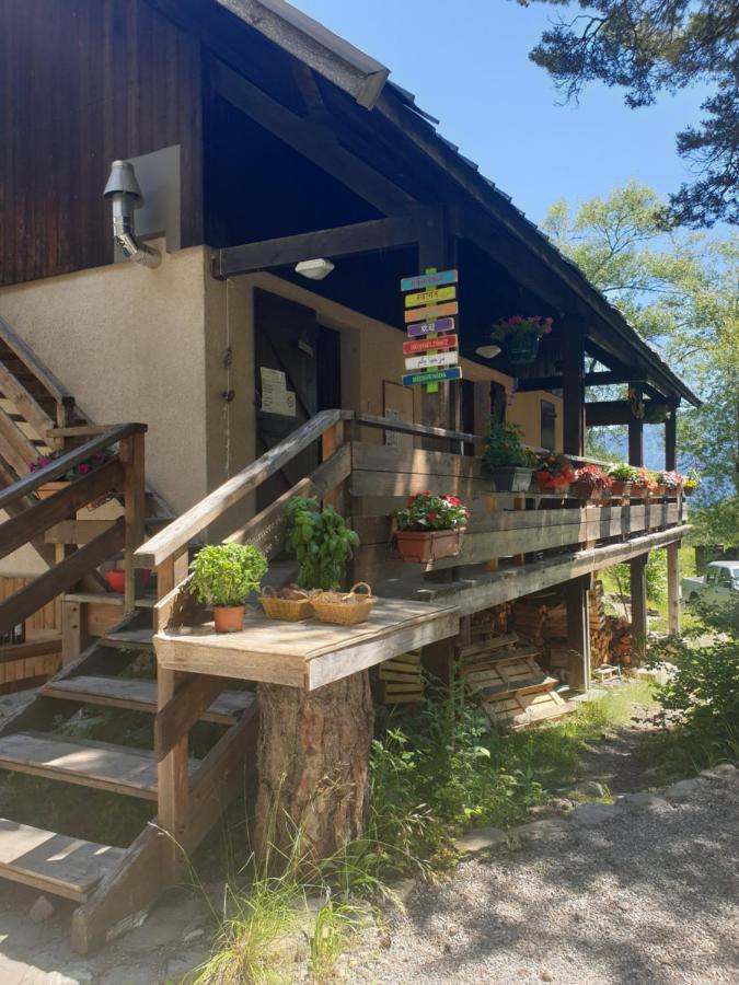 מלון Chateauroux-les-Alpes Les Pinees מראה חיצוני תמונה